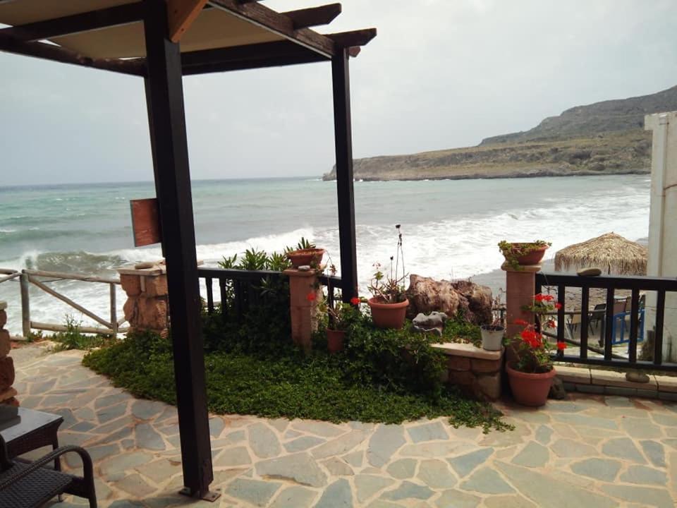 Coral Front Beach Закрос Екстер'єр фото
